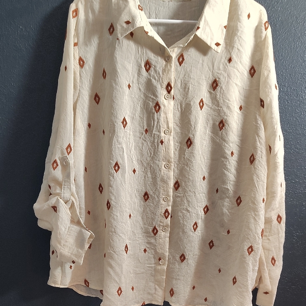 Fair Haven Crinkled Cream Top with Rust Diamond Embroidery Accent Western Casual